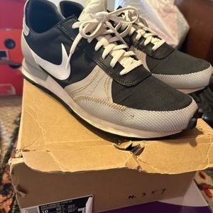 Nike Dbreak men’s size 10